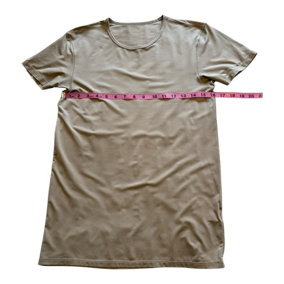 Uniqlo AIRism T-Shirt | Undershirt - Size Small - Picture 4 of 7